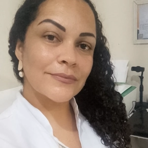 Terapeuta Clinthia Alcântara CRTH-BR 12749