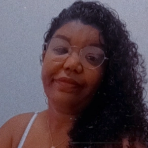 Elisangela Dos Santos bispo