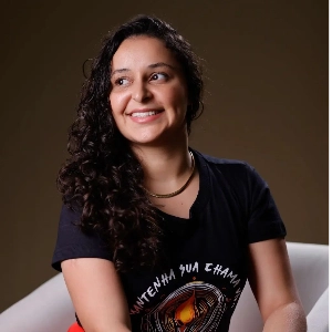 Kênia Ribeiro