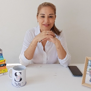 SANDRA SOUZA