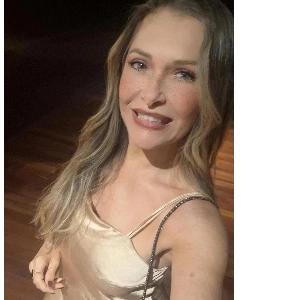 Mari Manhães