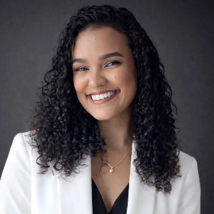 Agiele Almeida CITRG: 07576