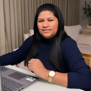 Edilene Antunes terapeuta trg