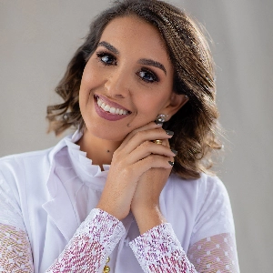 Maiane Queiroz - Terapeuta e Naturopata