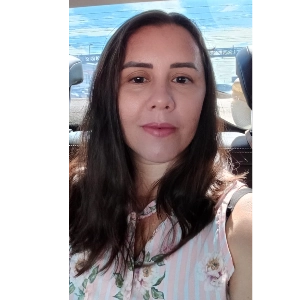 Márciane T Souza