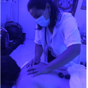 Terapeuta e Massoterapeuta Camila Mota