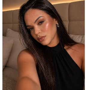 Andressa Massagem tântrica e Nuru Uberlândia