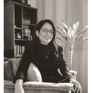 Flávia Parra Psicanalista e Hipnoterapeuta