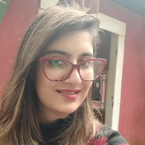 Thais Fernanda de Oliveira