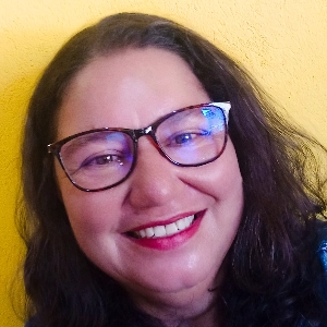 Eliane Lopes de Oliveira Psicóloga Analítica