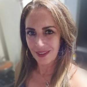 jiane Regina de Oliveira liscio