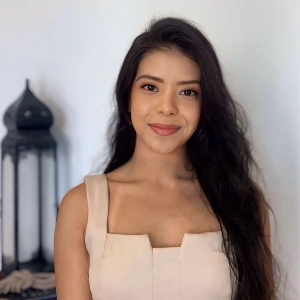 Stephanie Miyamoto | Terapeuta Tântrica Somática - Sexóloga - Rigger de Shibari