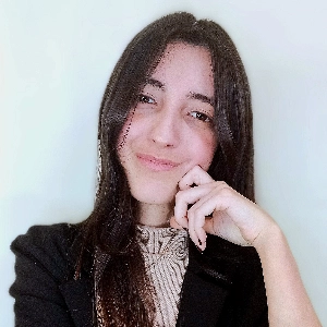 Nicole Caroline Carlos Gargalhone