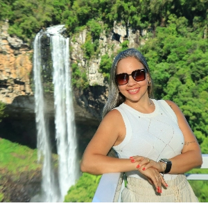 Marcela Alves de Oliveira