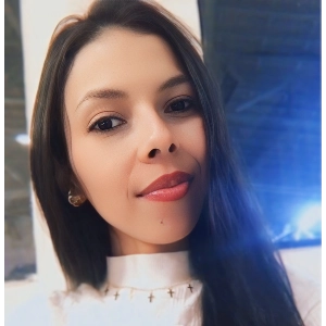 Viviane Fernandes Oliveira