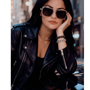 DEBORA MASSOTERAPEUTA