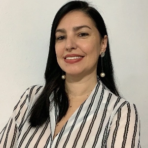 Alinne Medeiros