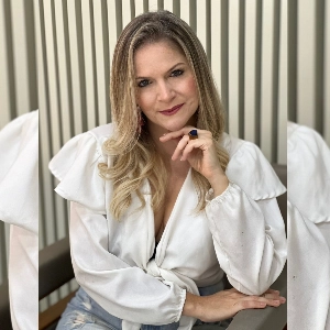 Danielle Manhães de Queiroz
