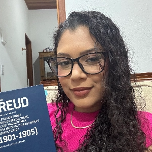 Quézia Marques Fernandes