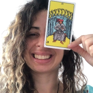 Thais Zamperlini