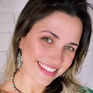 GABRIELA ROCHA MELLO