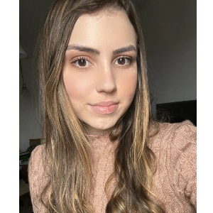 Caroline Toledo Surek