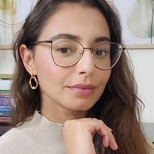 MAYARA MORAES DE MENEZES