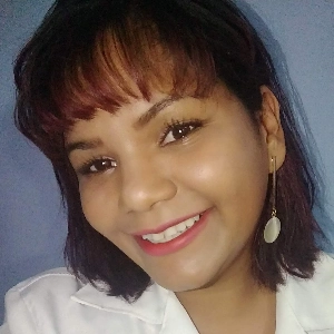 Larissa Oliveira