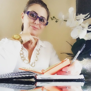 Psicanalista, Terapeuta Hipnologa Jussara Budniak