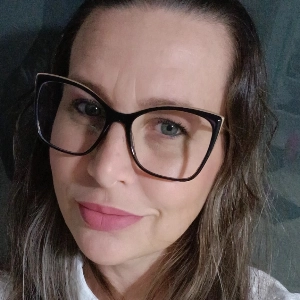 Renata costa de Oliveira