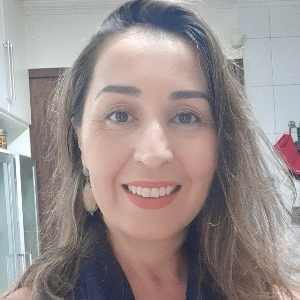 Flávia Abad Mota
