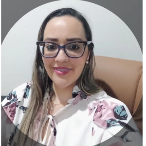 Samanta Egoshi em Pindamonhangaba SP