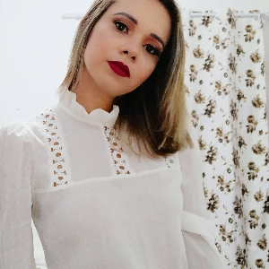 Stela Santos de Almeida