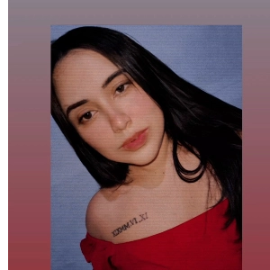Victoria massoterapeuta