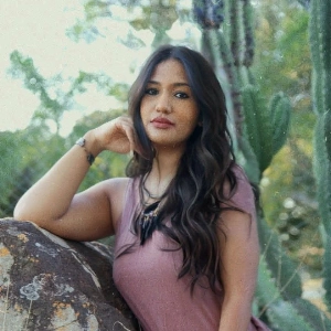 Nayara Almeida