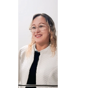 Cidira Silva  massoterapeuta