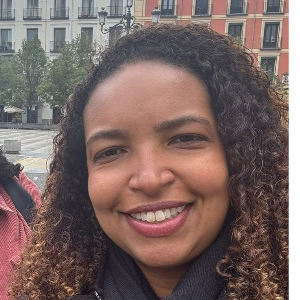 Fernanda Marinho | Constelação Familiar