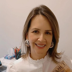 Adriana Boing Terapeuta e Consteladora