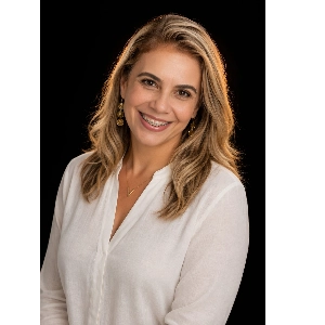 Vivieni Lara Machado