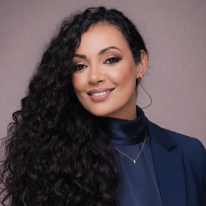 Simone Regina de Oliveira Rodrigues (Raaj)