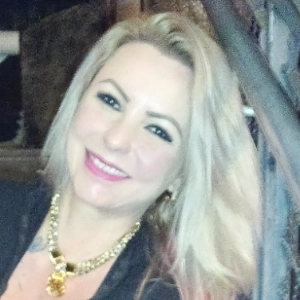 Janaina Js