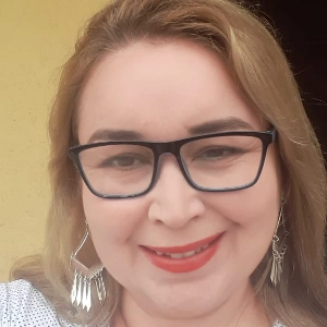 Laura massoterapia e Depilação