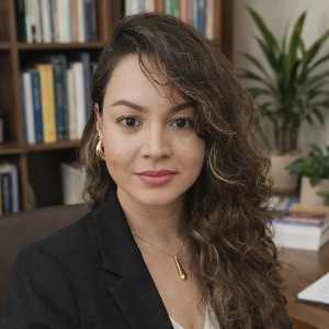 Ana Maria Araujo Naves