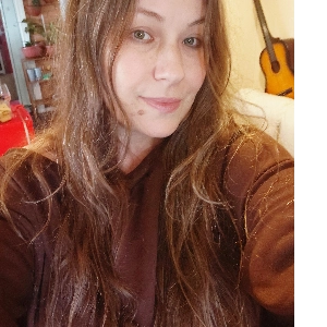 FABIULA  KAZ