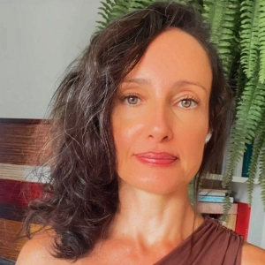 Erica Massini, Apsara