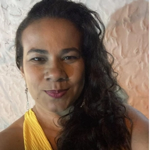 Janine Santa Rosa