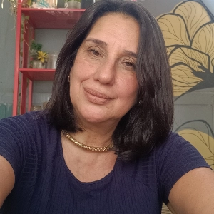 Évelin Spuzzillo Maia