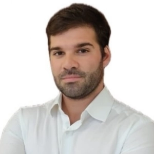 Caio Costa massoterapeuta