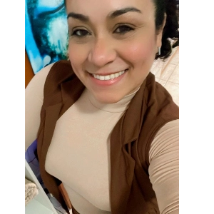 DANI SANTOS
