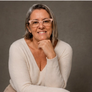 Paula Medeiros
